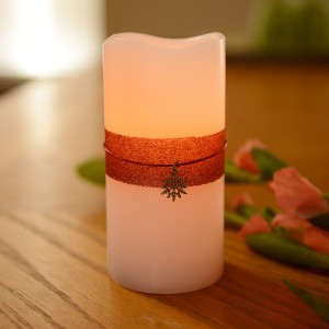 LED Candle w/Snowflake Charm